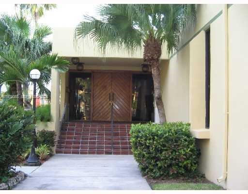 8015 SW 107th Ave #313 Miami, FL 33173