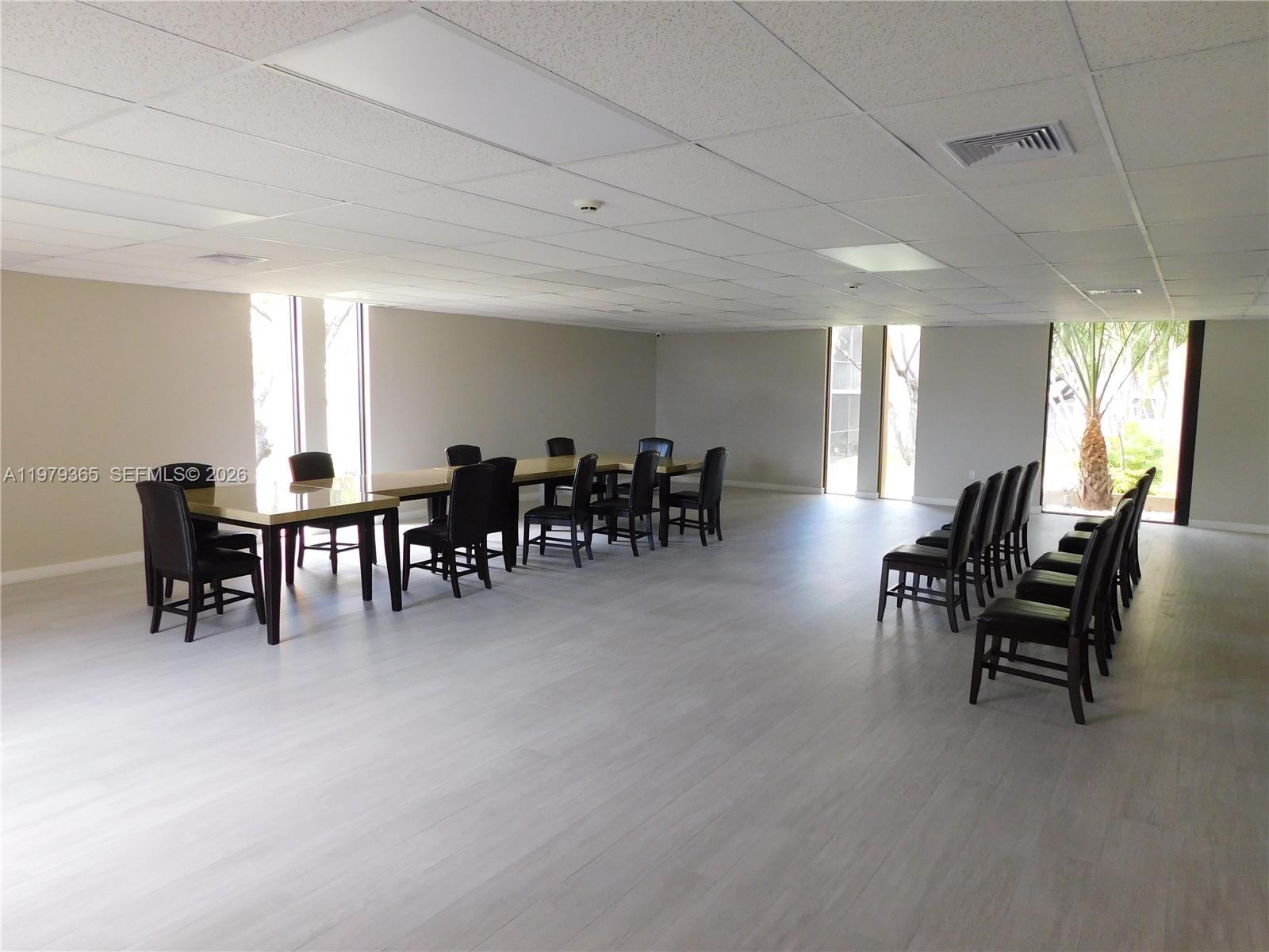 8015 SW 107th Ave #313 Miami, FL 33173