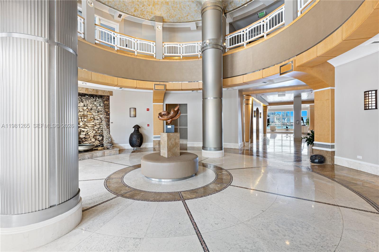 848 Brickell Key Dr #903 Miami, FL 33131