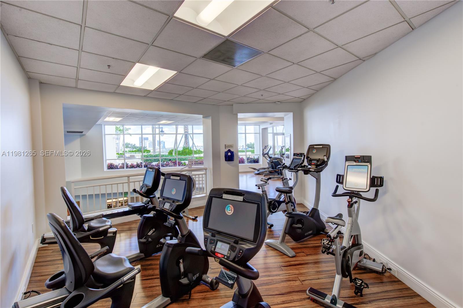 848 Brickell Key Dr #903 Miami, FL 33131