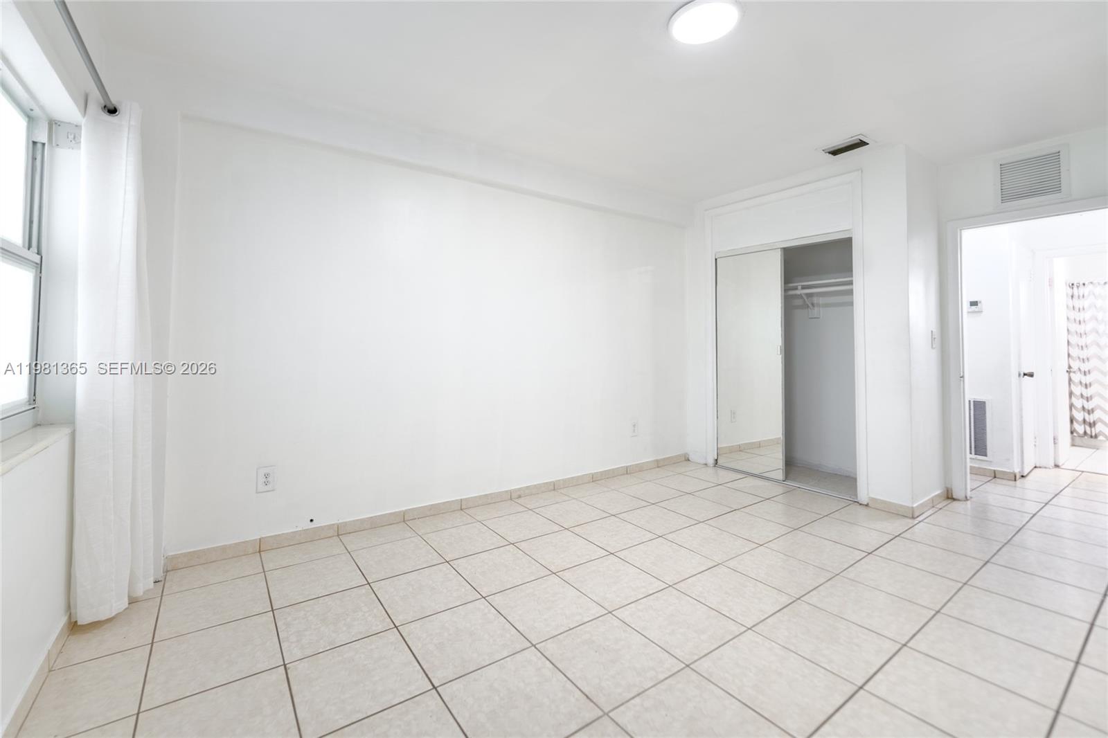 2225 NE 123rd St #114 North Miami, FL 33181