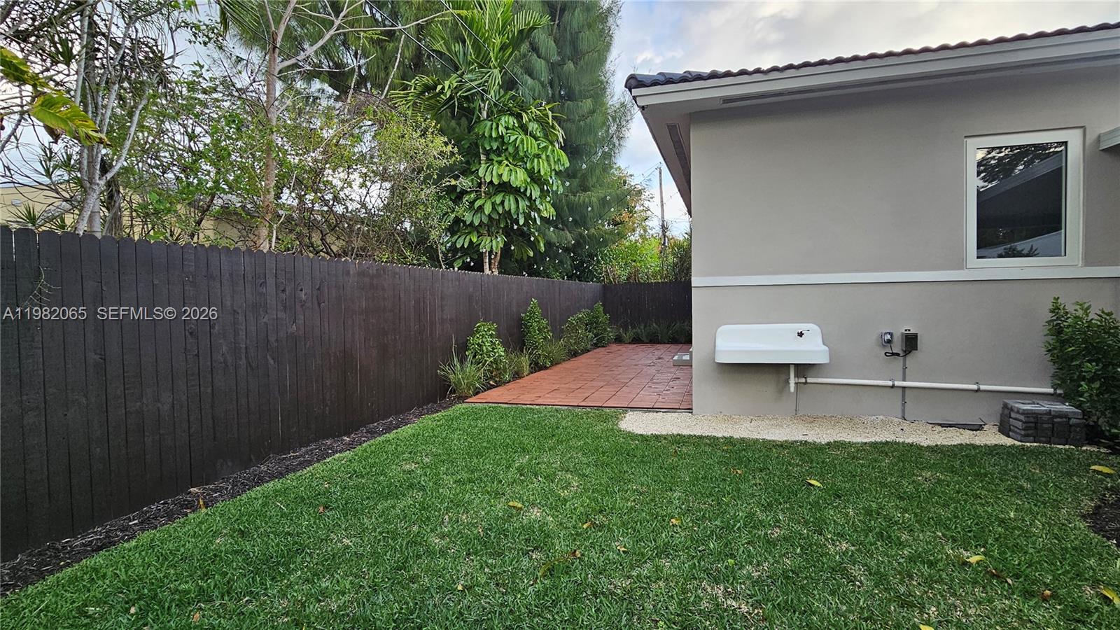 2365 SW 21st Ave Miami, FL 33145