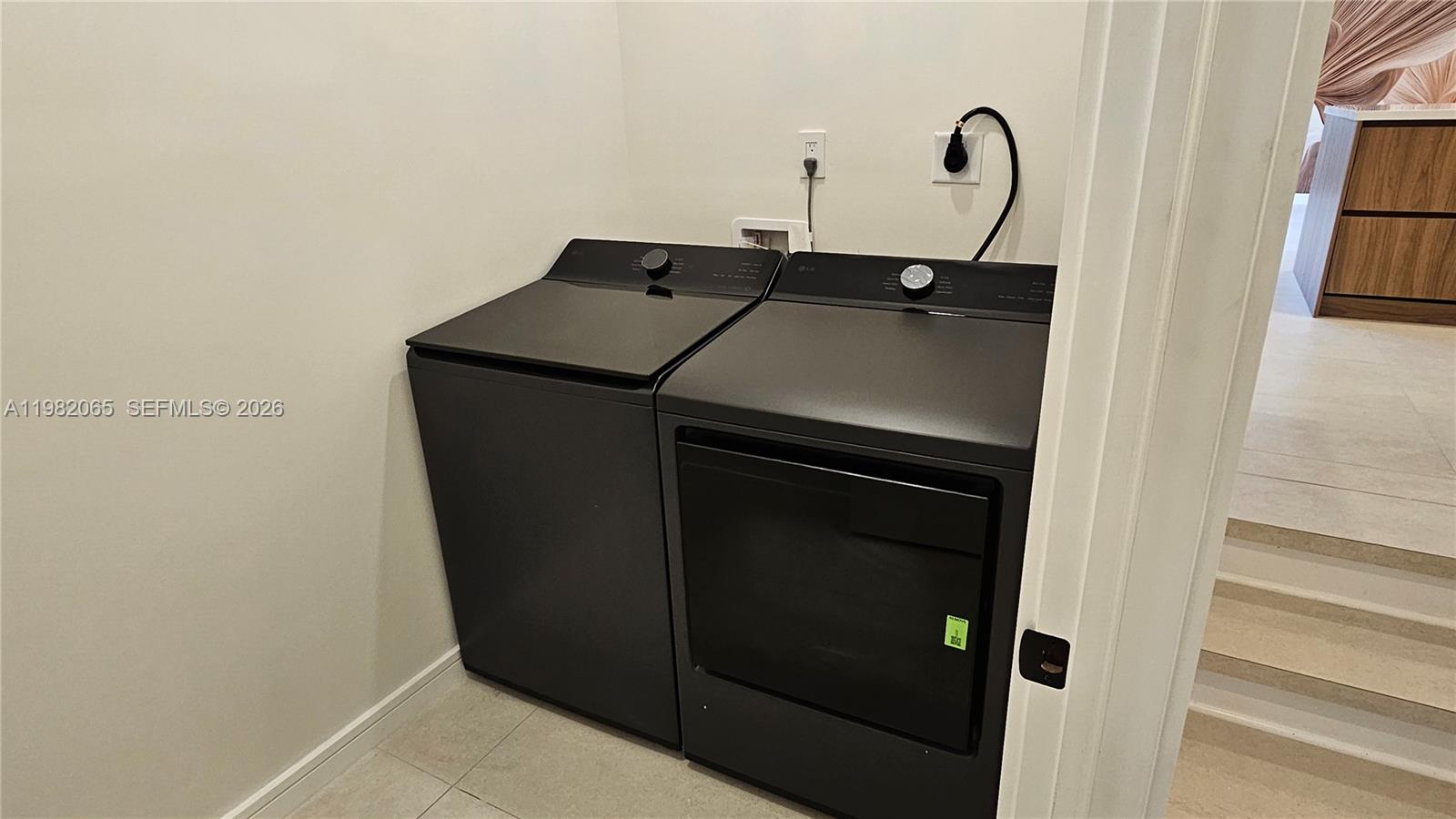 2365 SW 21st Ave Miami, FL 33145