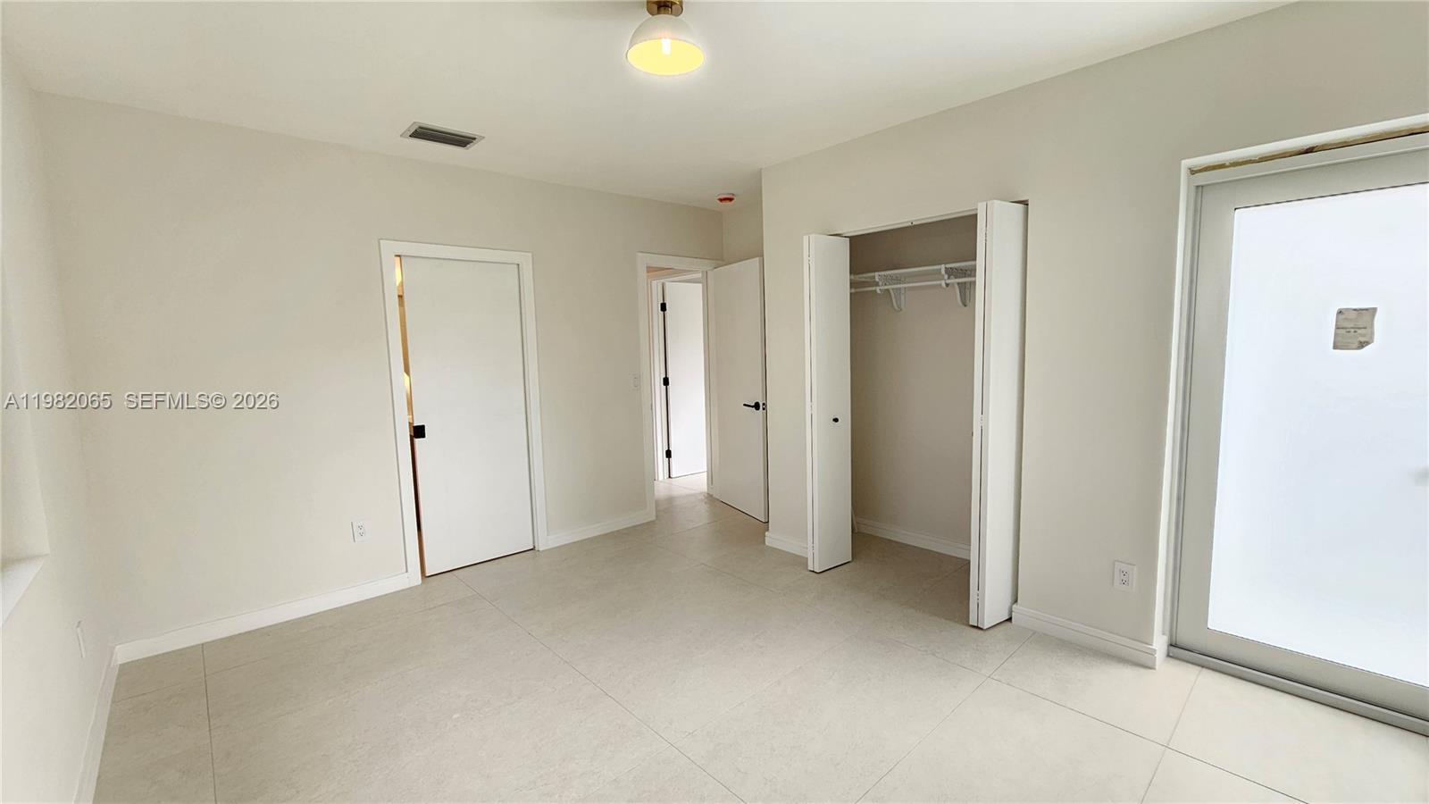 2365 SW 21st Ave Miami, FL 33145
