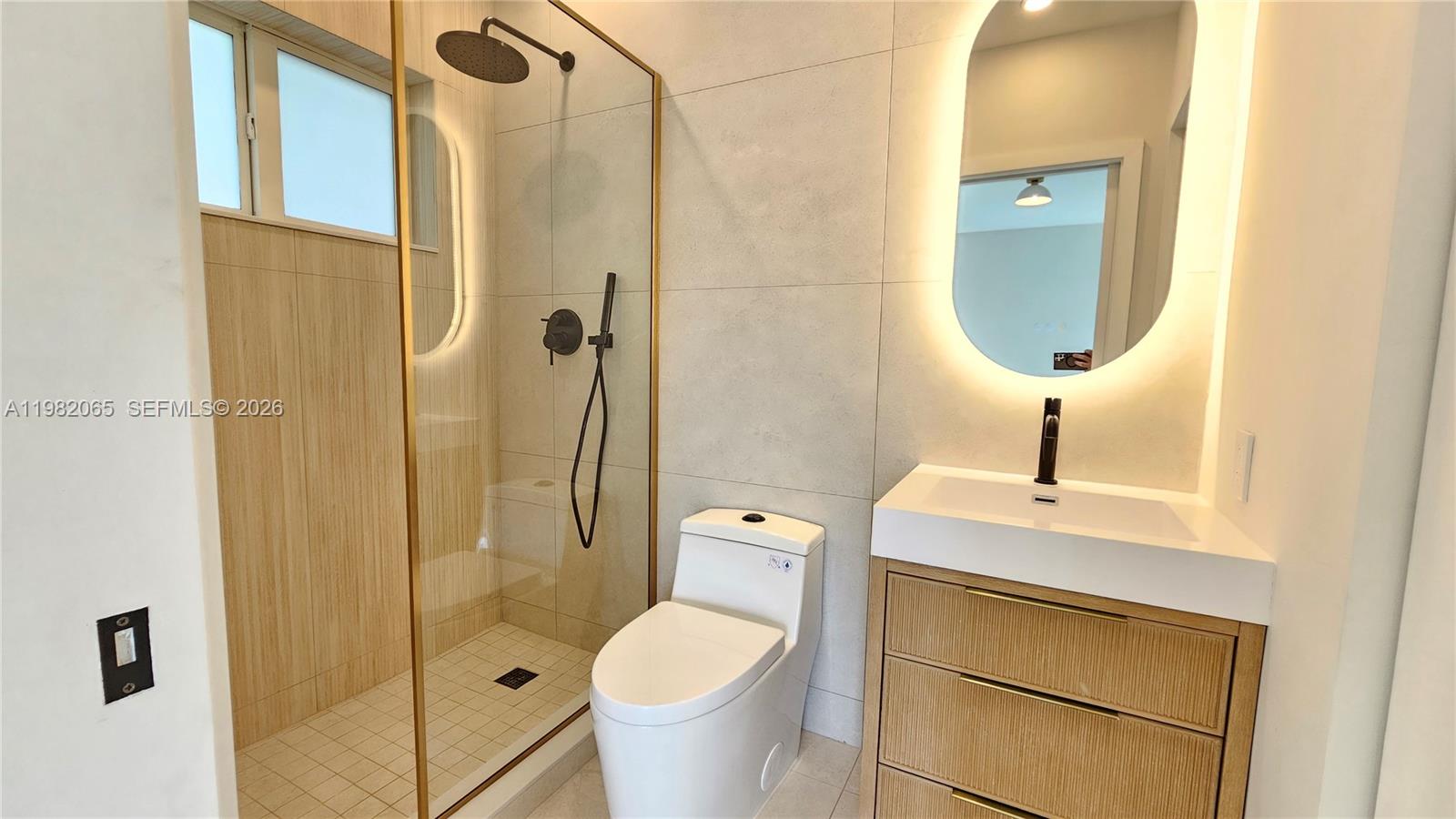 2365 SW 21st Ave Miami, FL 33145