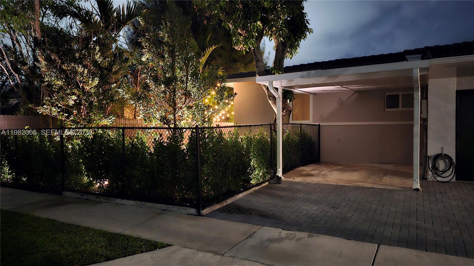 2365 SW 21st Ave Miami, FL 33145