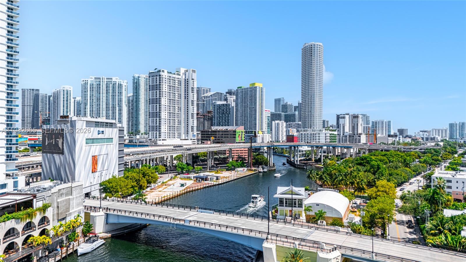 10 SW South Riv Dr #1512 Miami, FL 33130