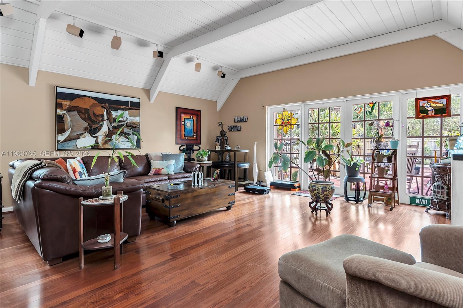 2132 NE 171st St North Miami Beach, FL 33162