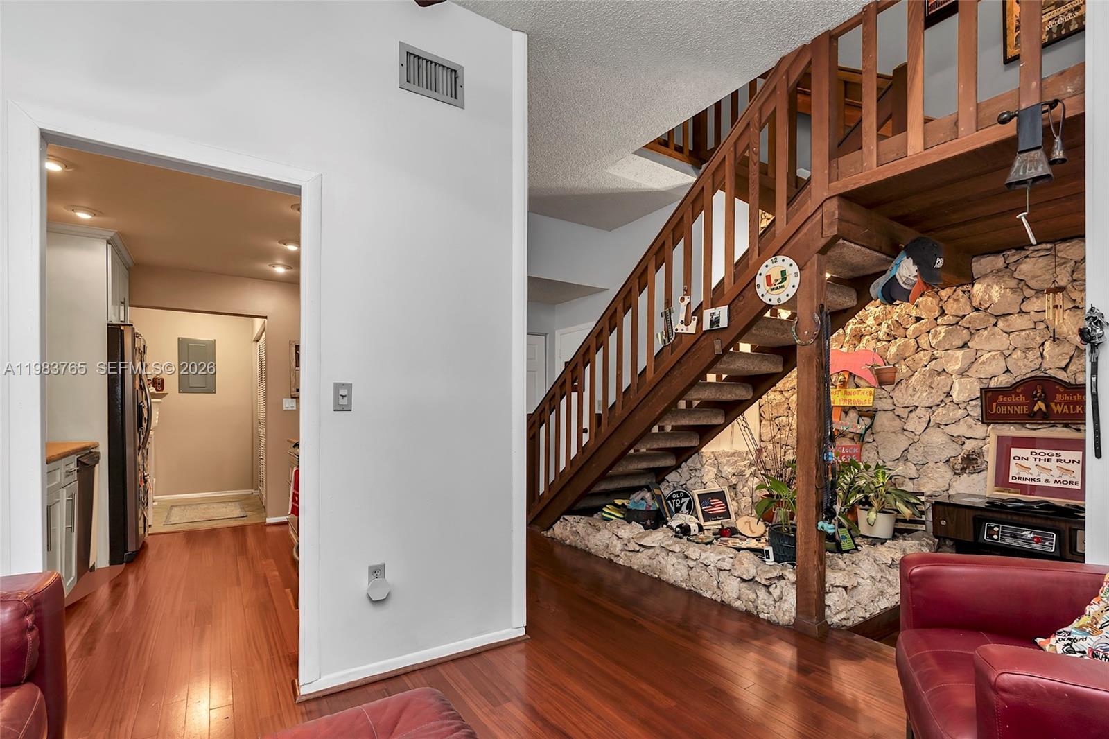 2132 NE 171st St North Miami Beach, FL 33162