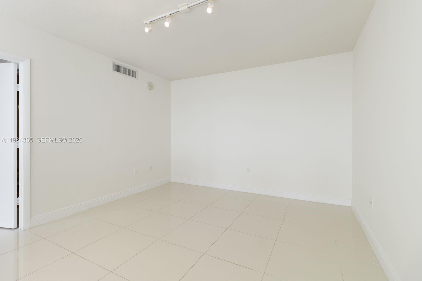 1861 NW North Riv Dr #3 Miami, FL 33125