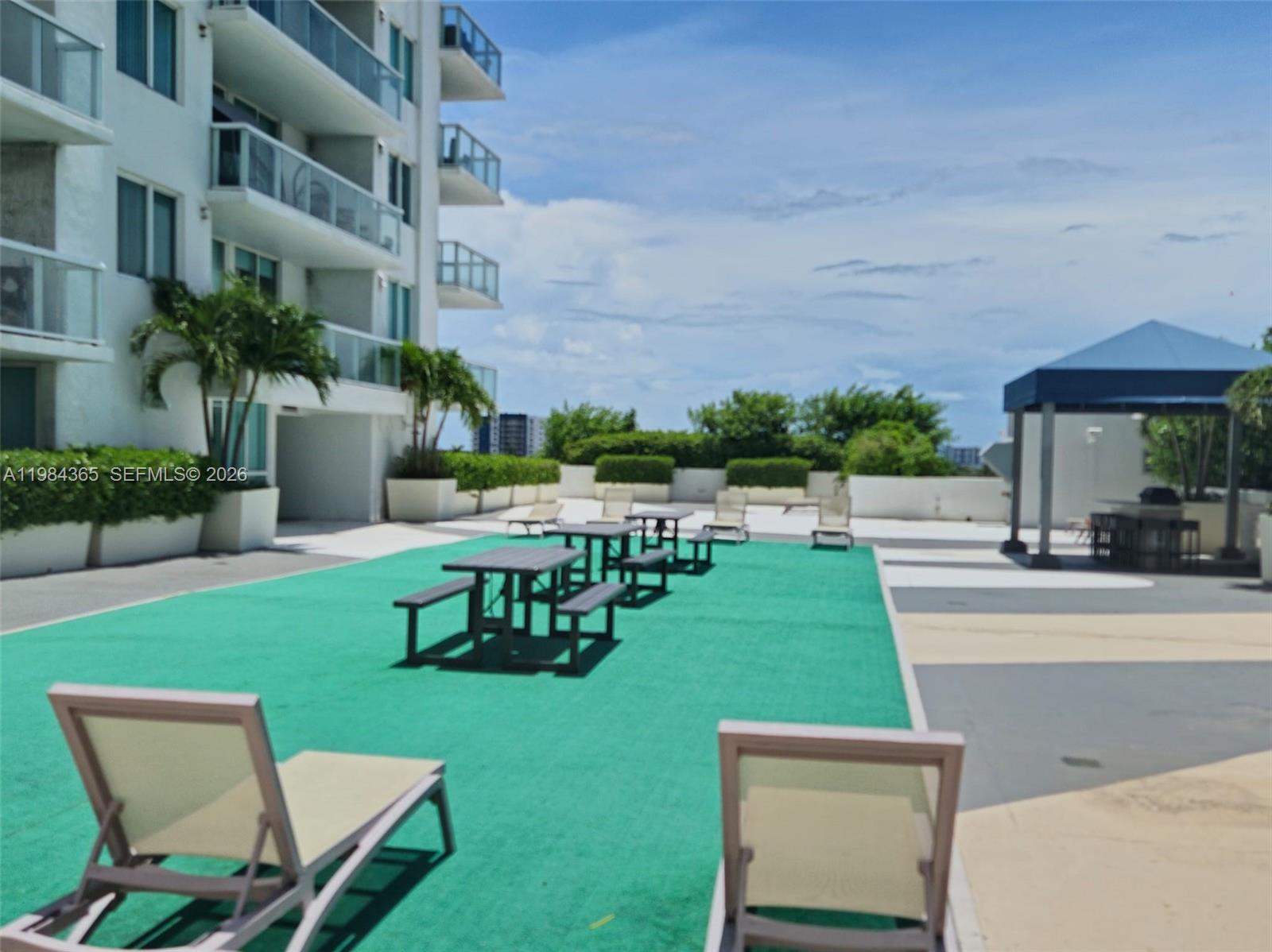 1861 NW North Riv Dr #3 Miami, FL 33125