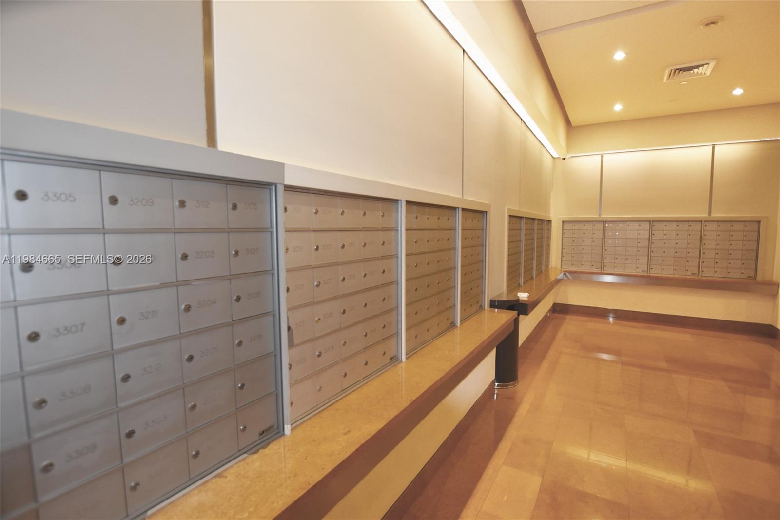 801 Brickell Key Blvd #1209 Miami, FL 33131