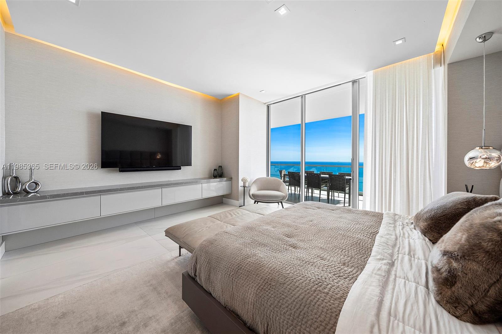 image Turnberry Ocean Club9