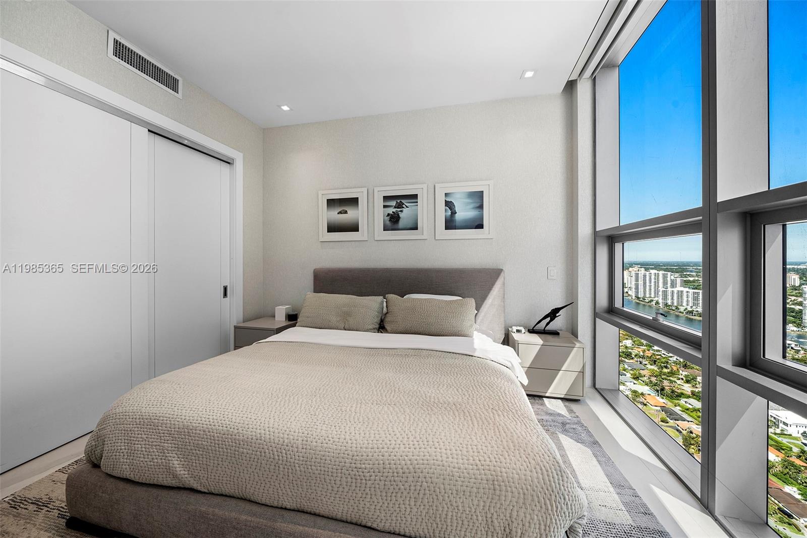 image Turnberry Ocean Club13