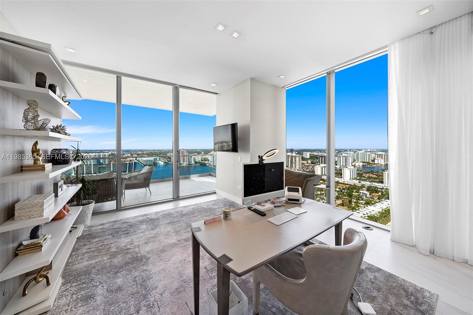 image Turnberry Ocean Club15