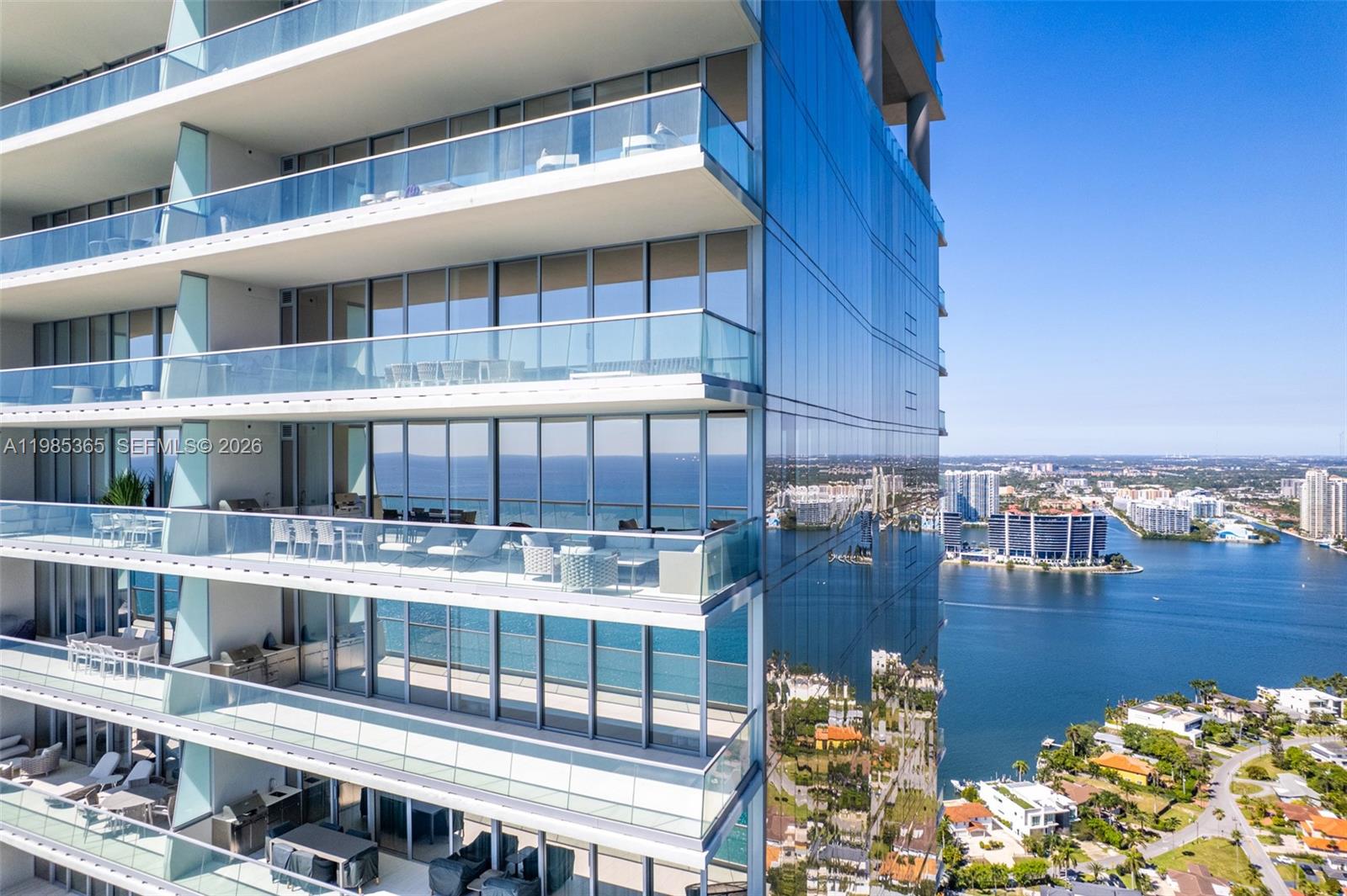 image Turnberry Ocean Club25