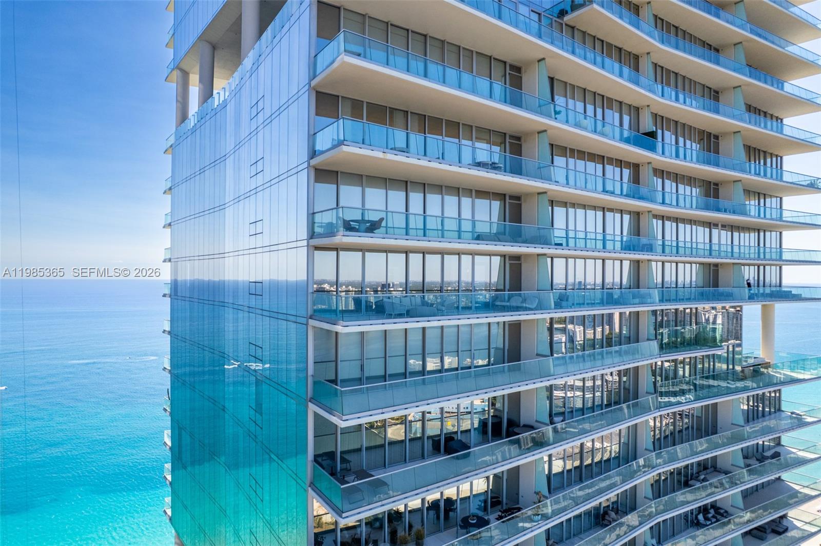 image Turnberry Ocean Club26