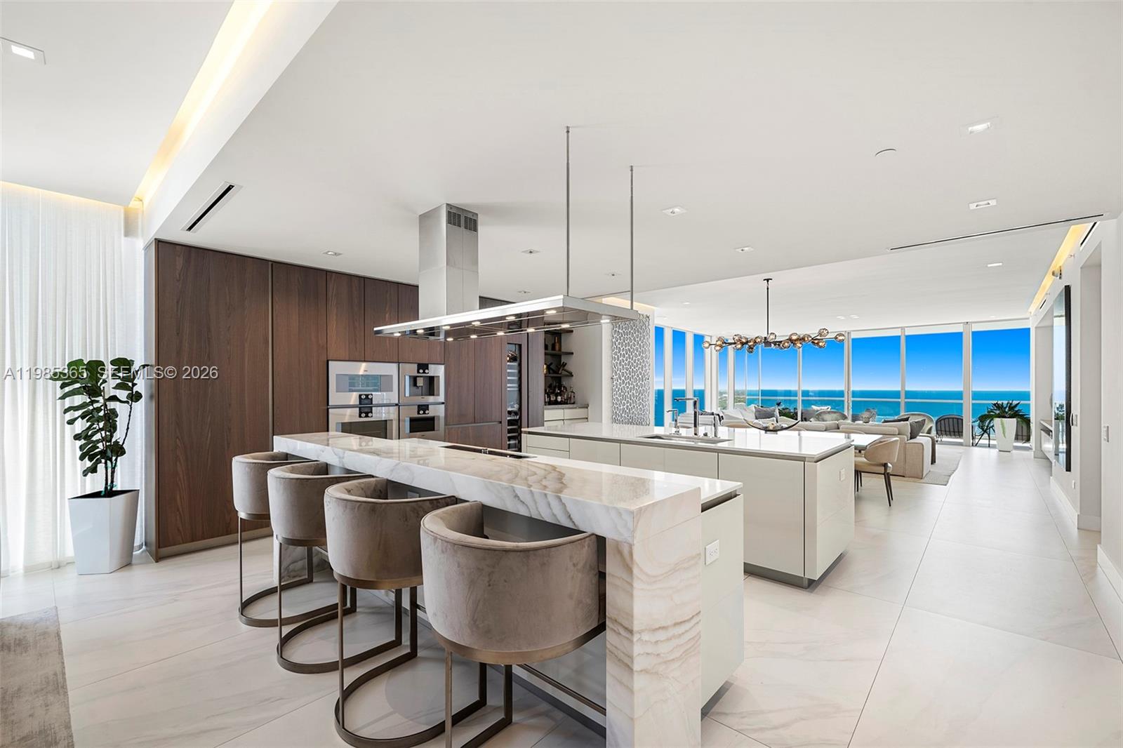 image Turnberry Ocean Club6