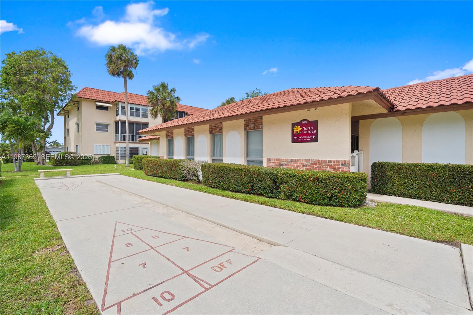 700 SE 6th Ave #314 Deerfield Beach, FL 33441