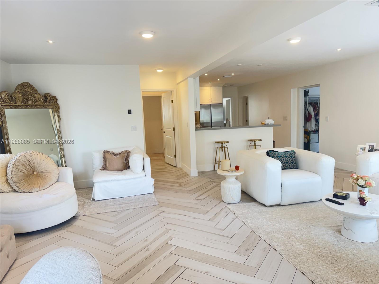 44 NW 40th St Miami, FL 33127