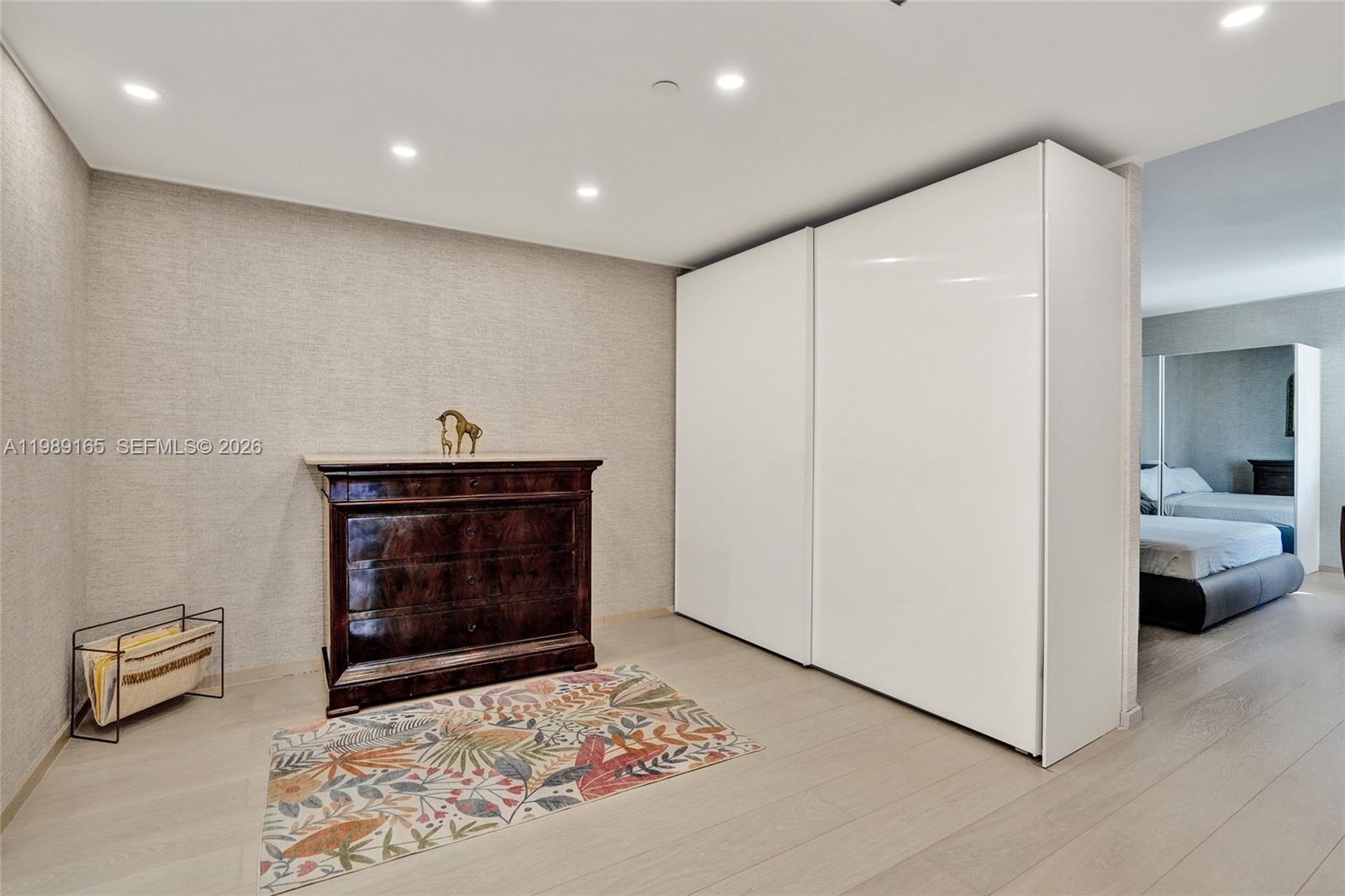 image Brickell Key One10