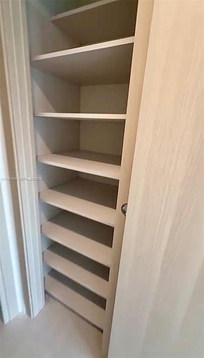 image Brickell Flatiron17