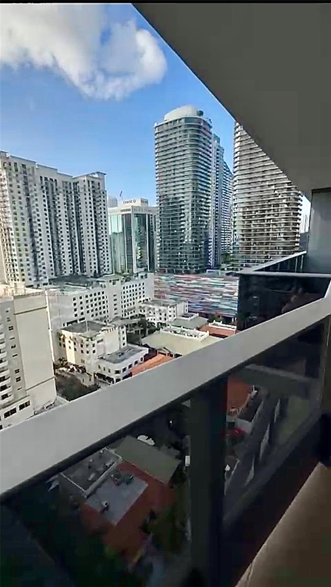 image Brickell Flatiron27