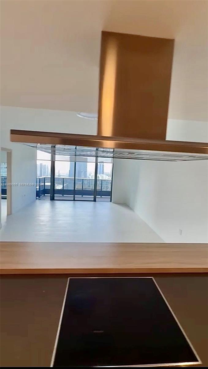 image Brickell Flatiron5