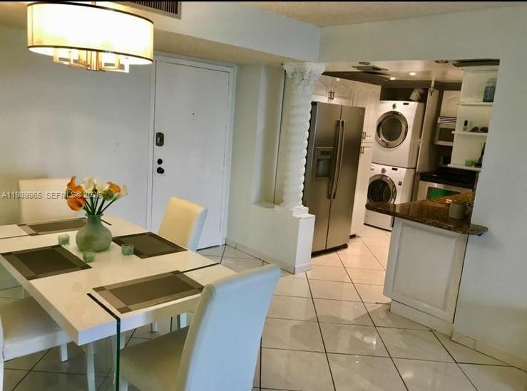 image Winston Towers 7006