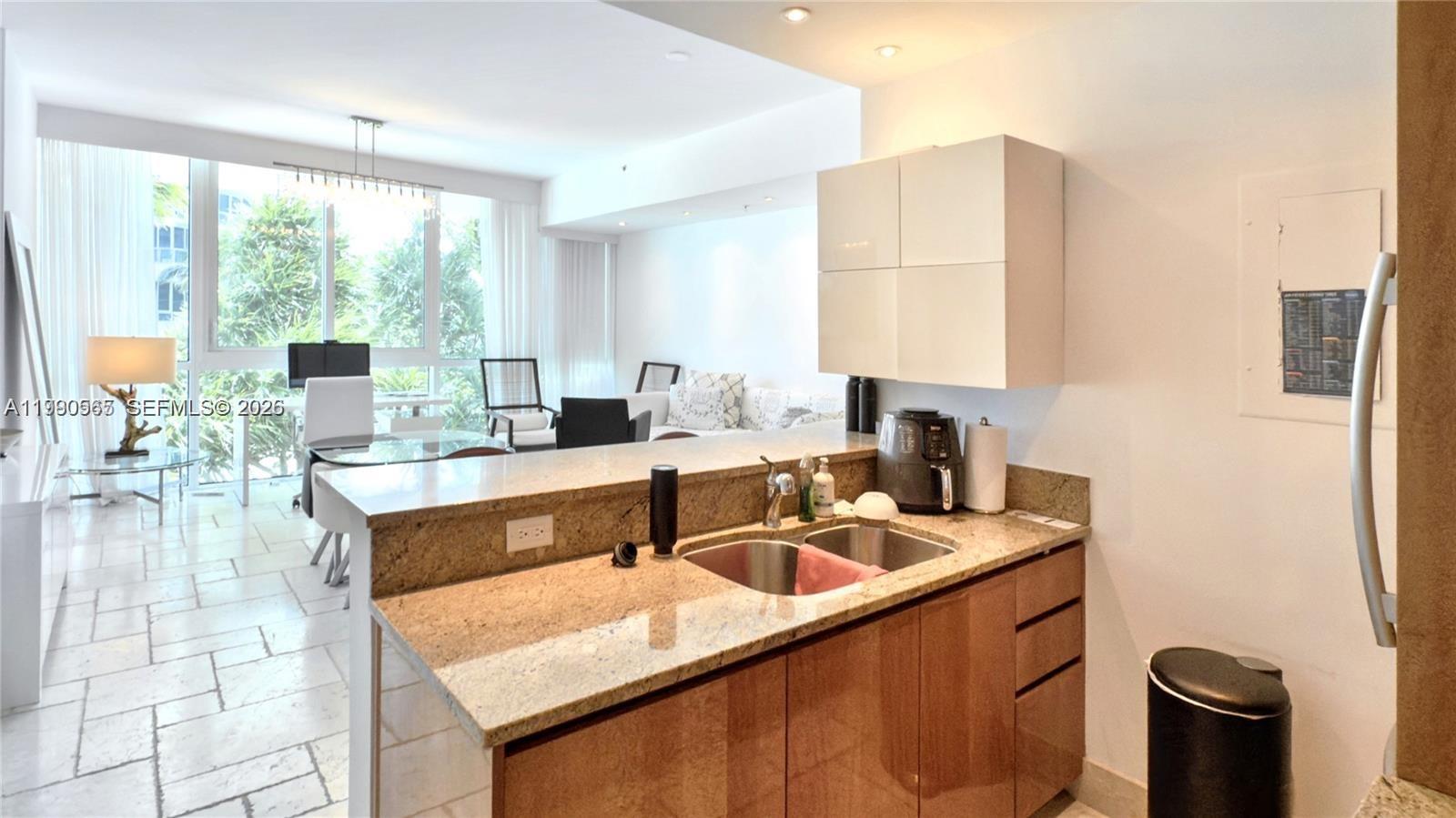 50 S Pointe Dr #504 Miami Beach, FL 33139