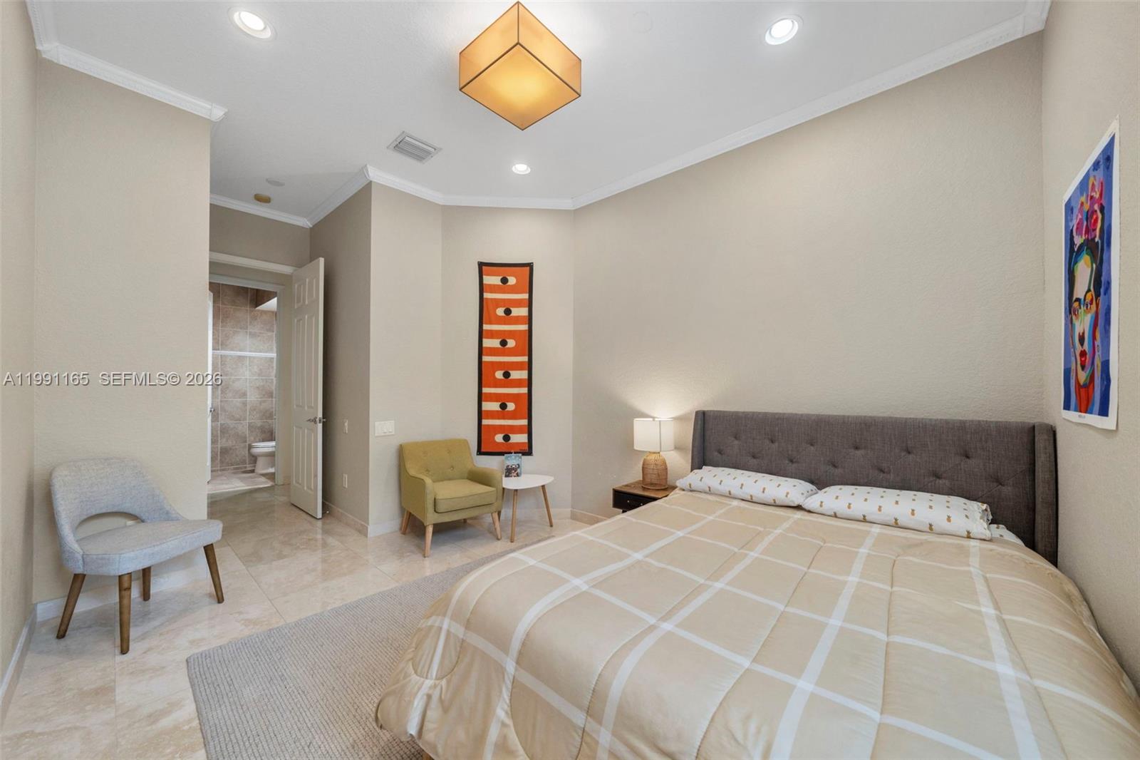 896 W Spinnaker Dr W #896 Hollywood, FL 33019