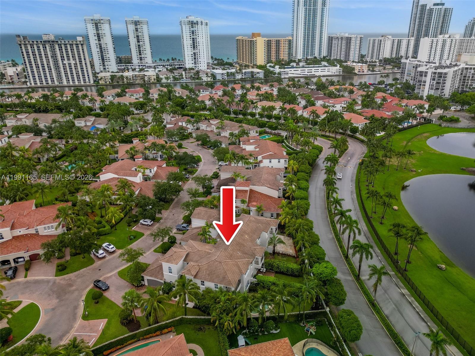 896 W Spinnaker Dr W #896 Hollywood, FL 33019