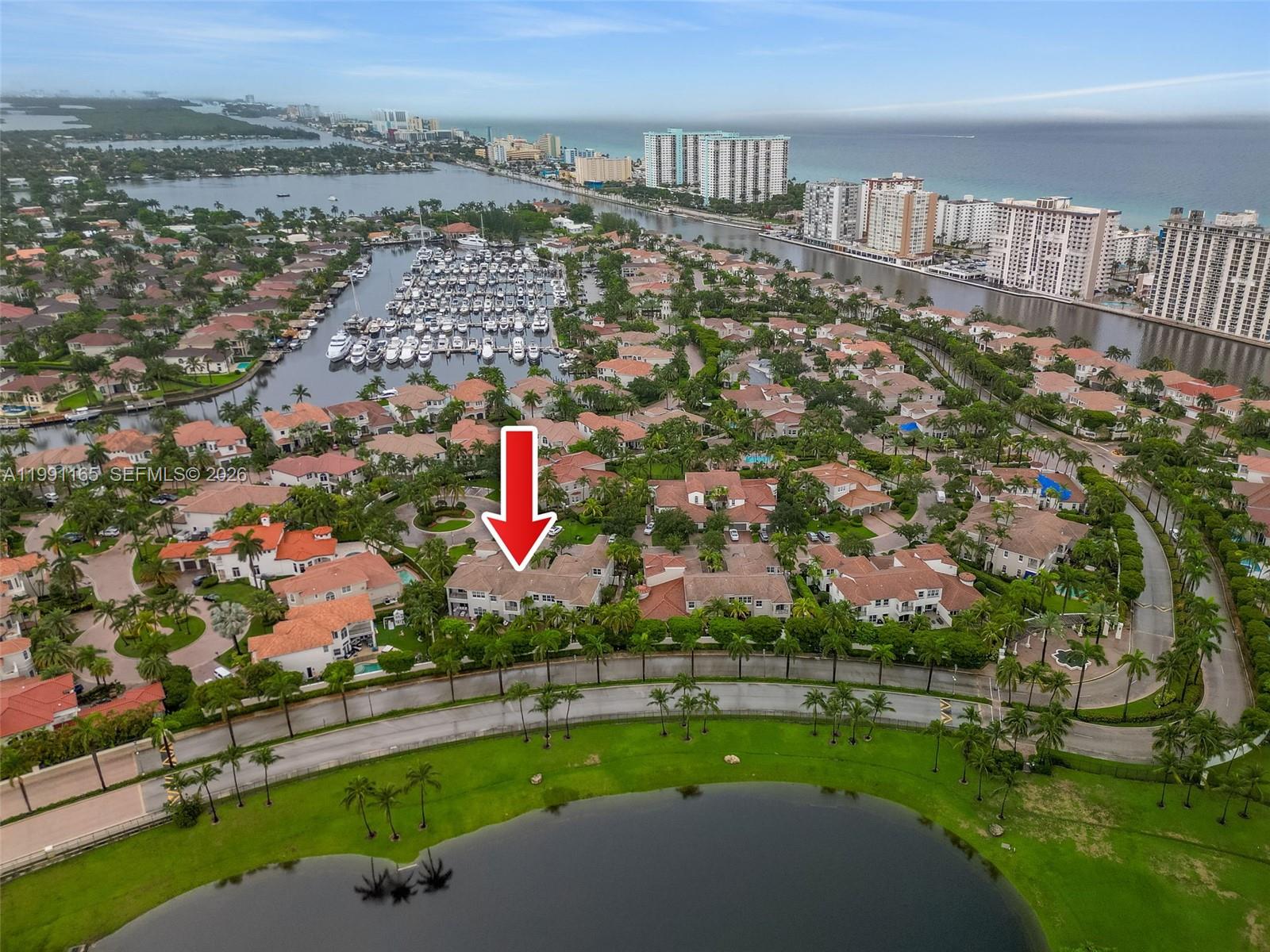 896 W Spinnaker Dr W #896 Hollywood, FL 33019