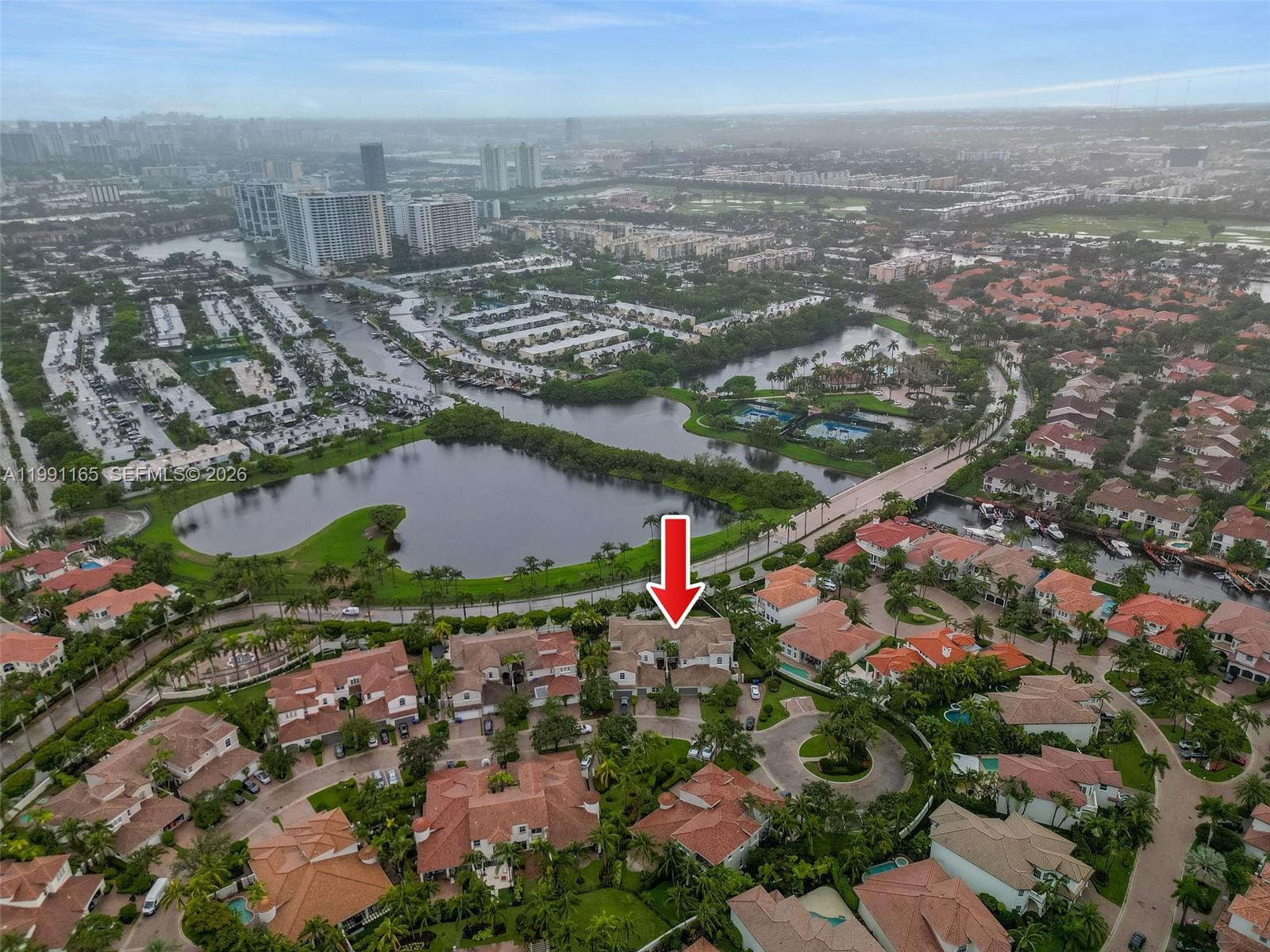 896 W Spinnaker Dr W #896 Hollywood, FL 33019