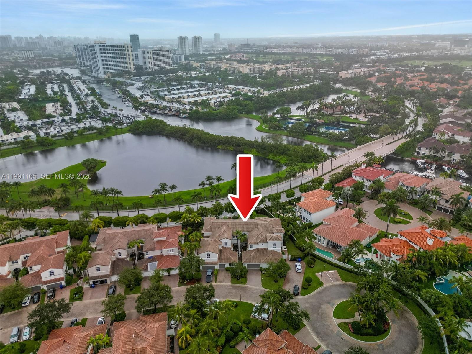 896 W Spinnaker Dr W #896 Hollywood, FL 33019