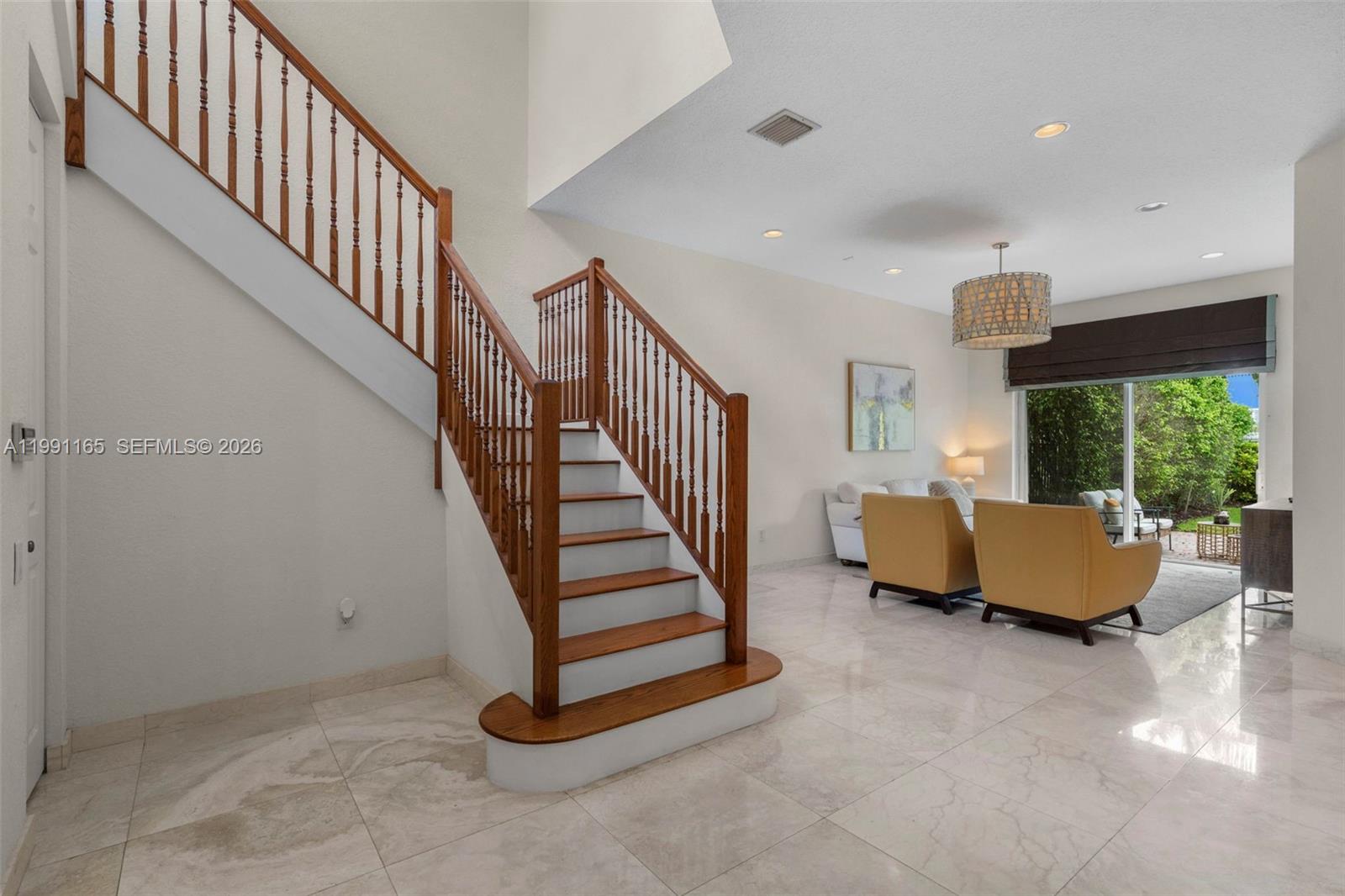 896 W Spinnaker Dr W #896 Hollywood, FL 33019