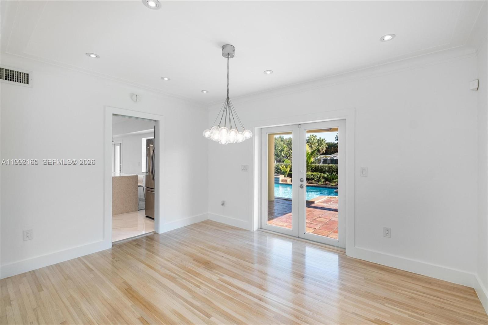 11401 SW 72nd Pl Pinecrest, FL 33156