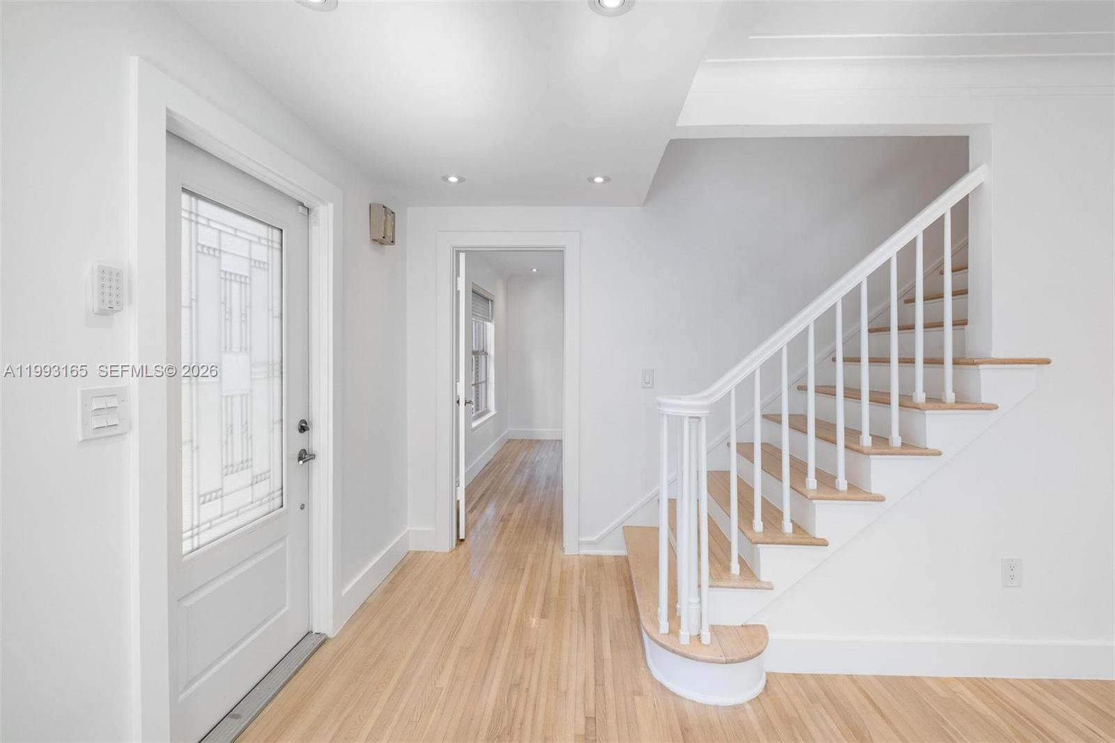 11401 SW 72nd Pl Pinecrest, FL 33156