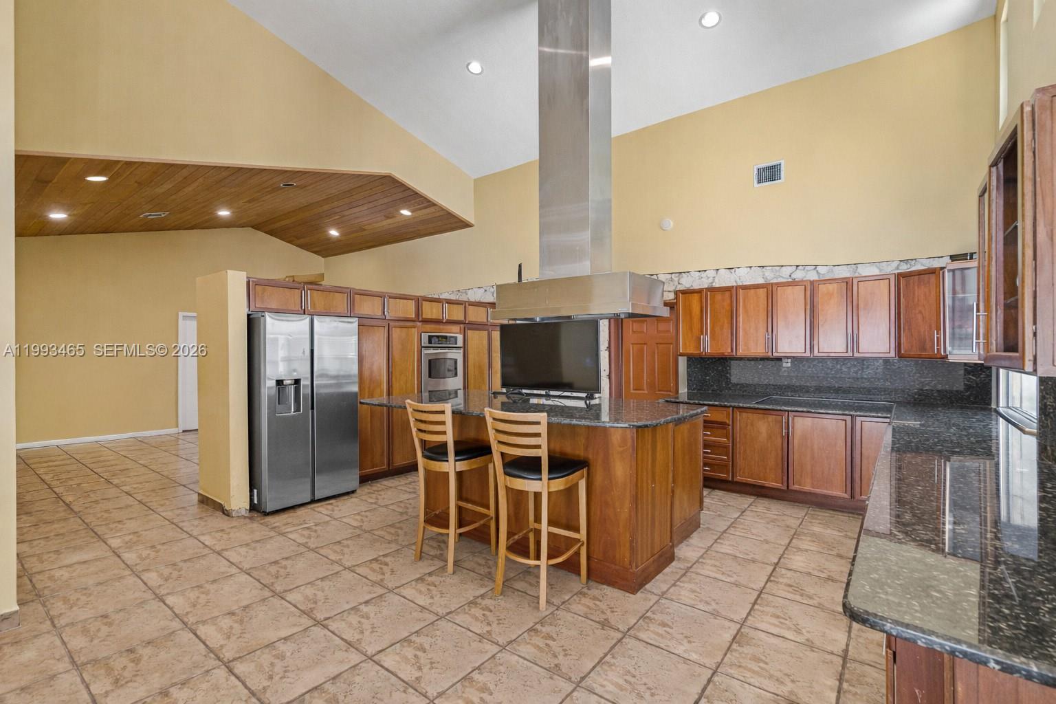 7997 SW 76th Ave Miami, FL 33143