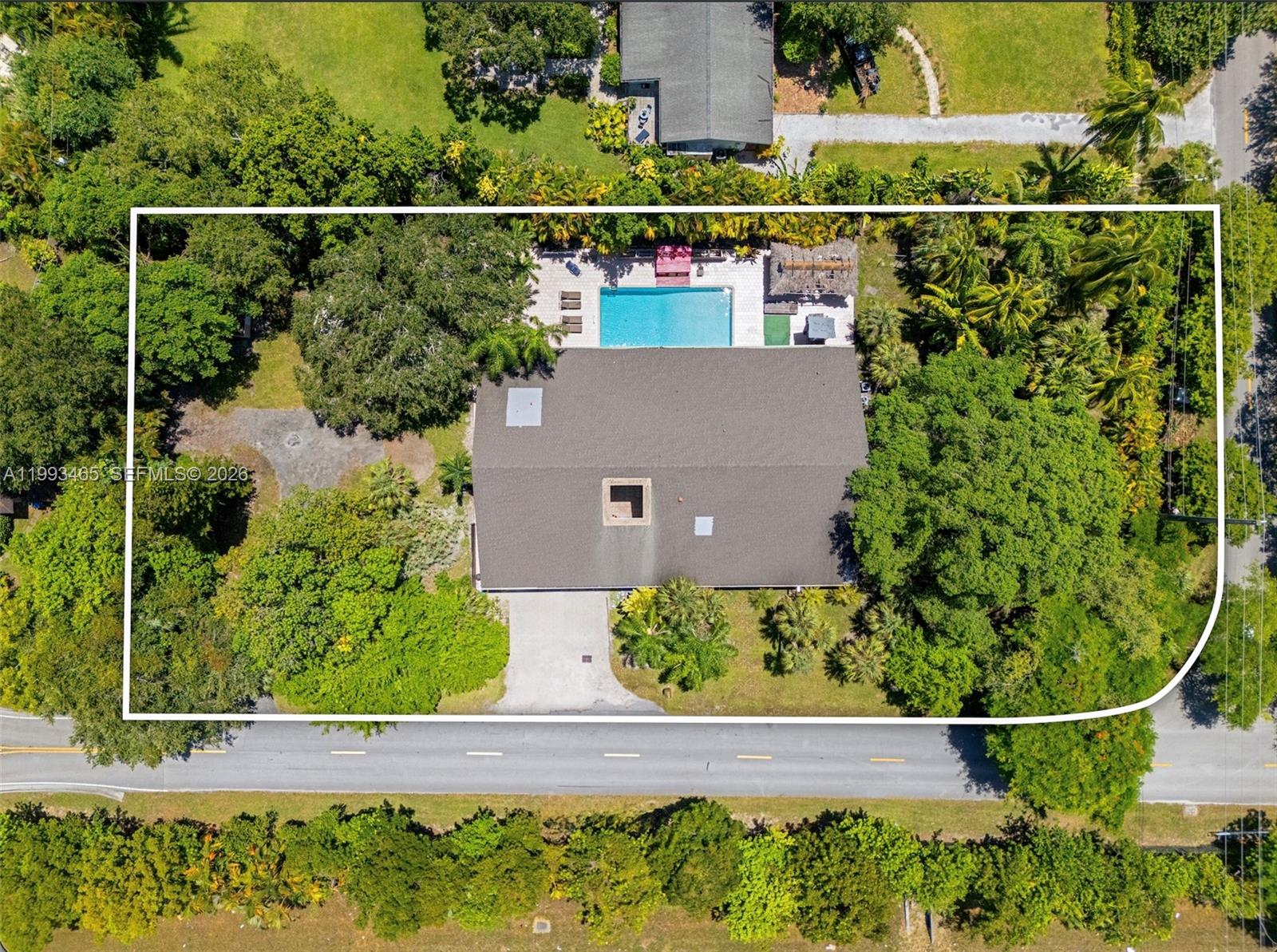 7997 SW 76th Ave Miami, FL 33143