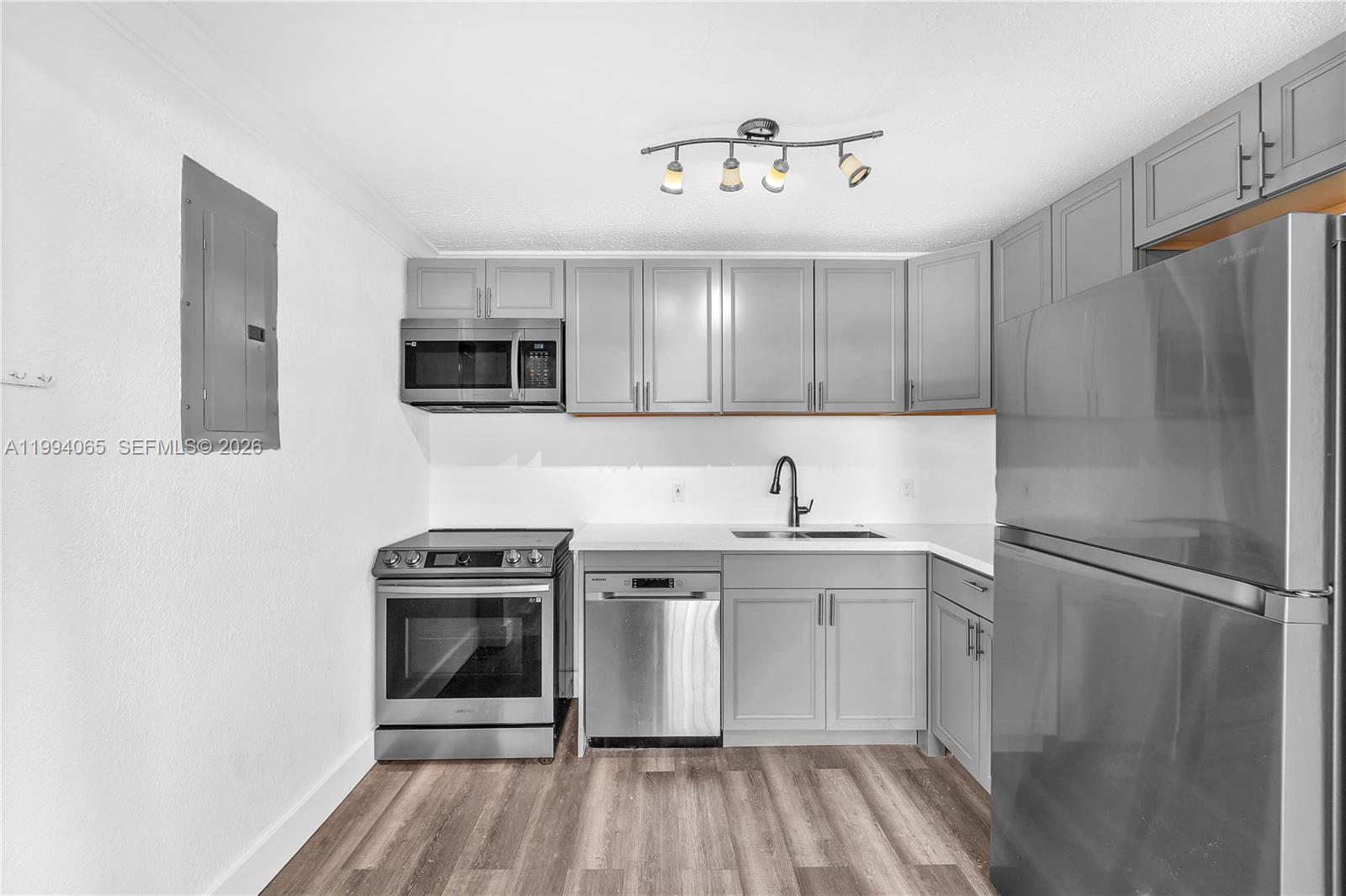 10960 SW 219th St Miami, FL 33170