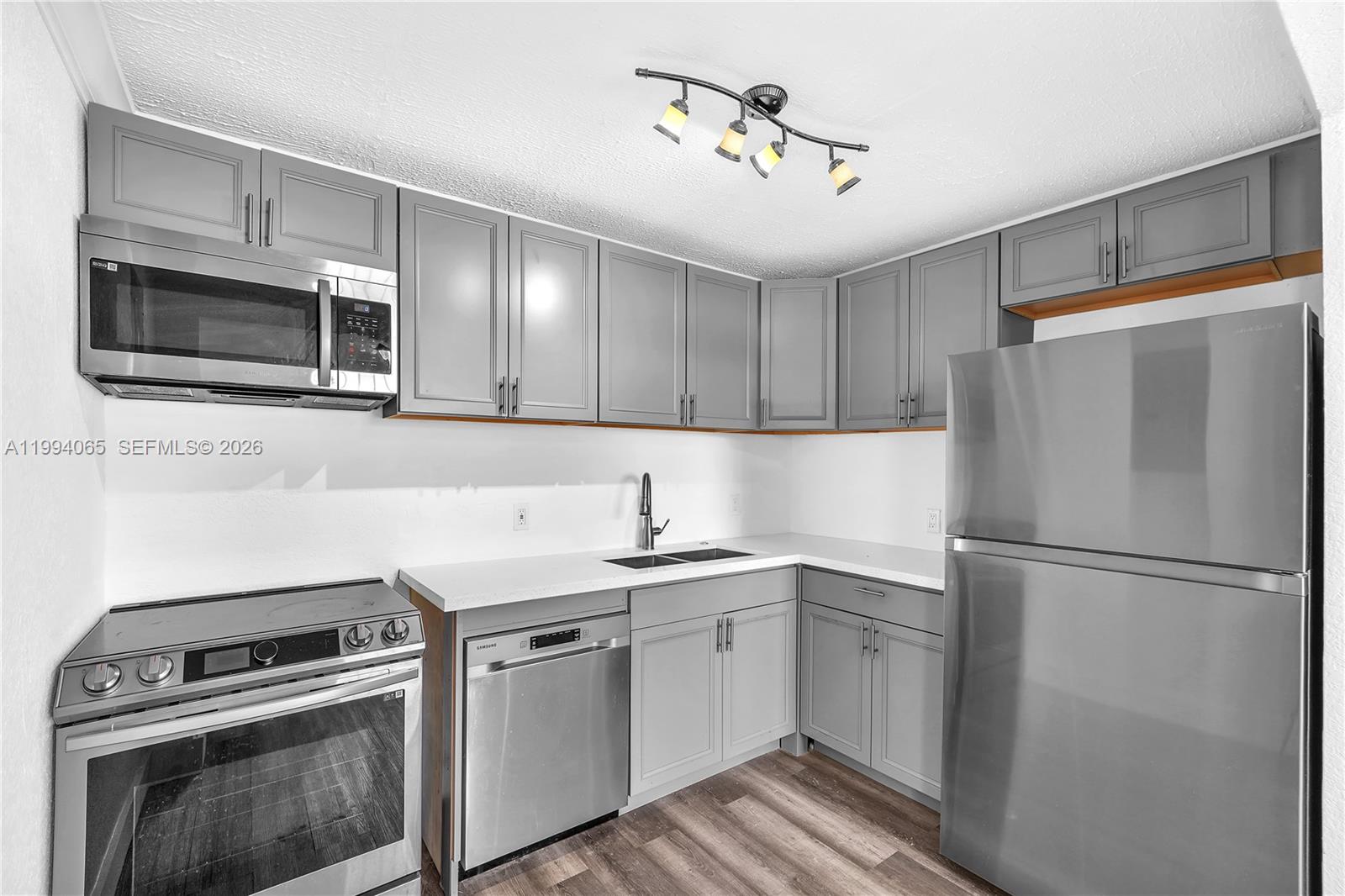 10960 SW 219th St Miami, FL 33170