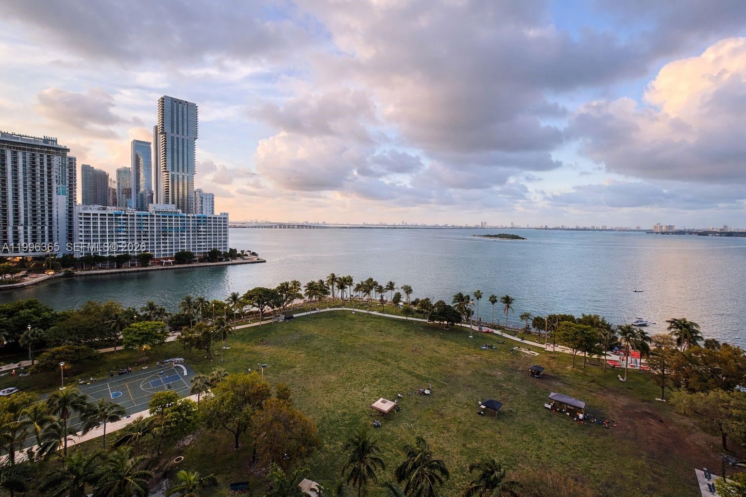 image Quantum on the Bay1