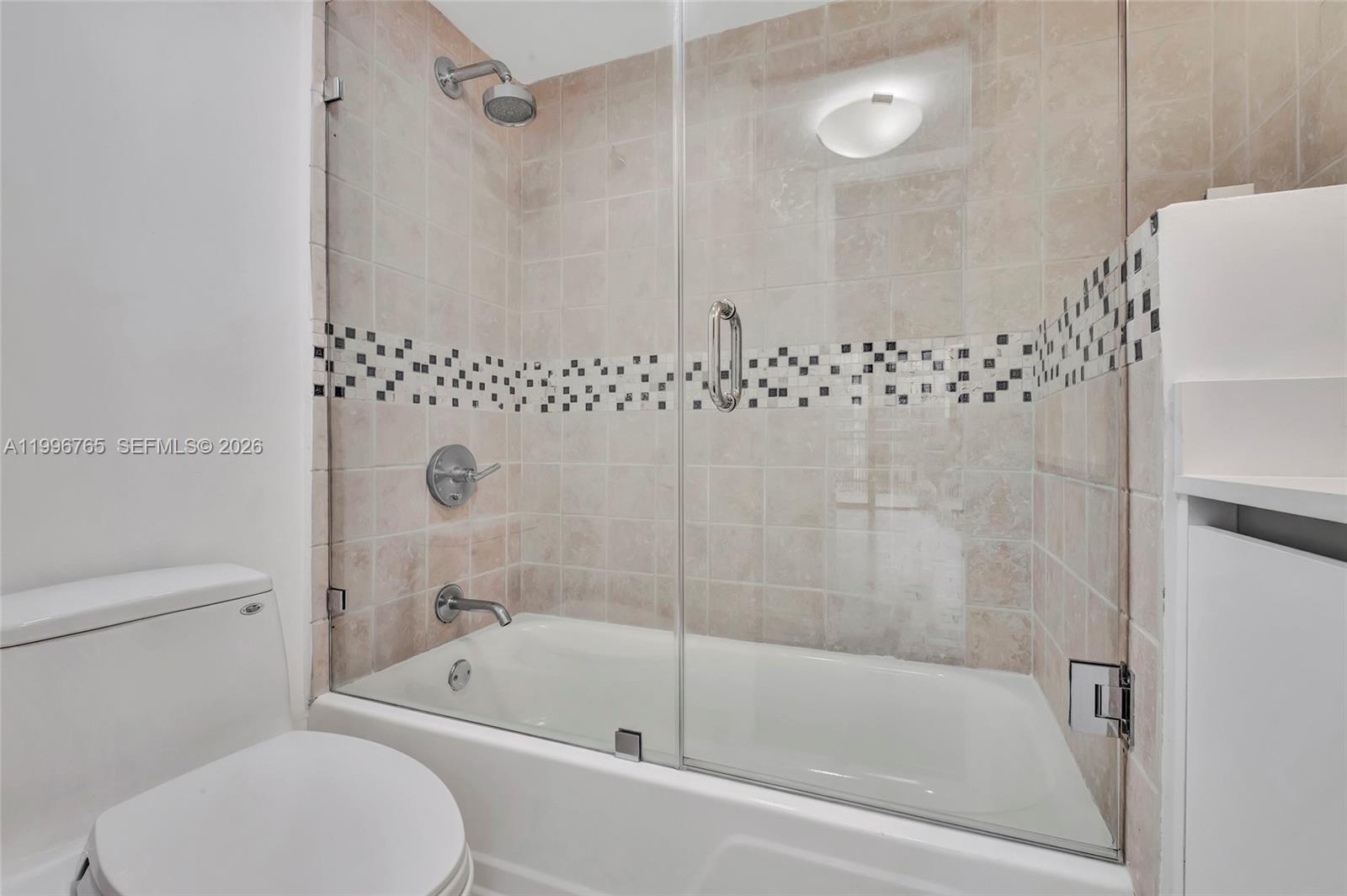 2901 NE Bayshore Dr #16G Miami, FL 33133