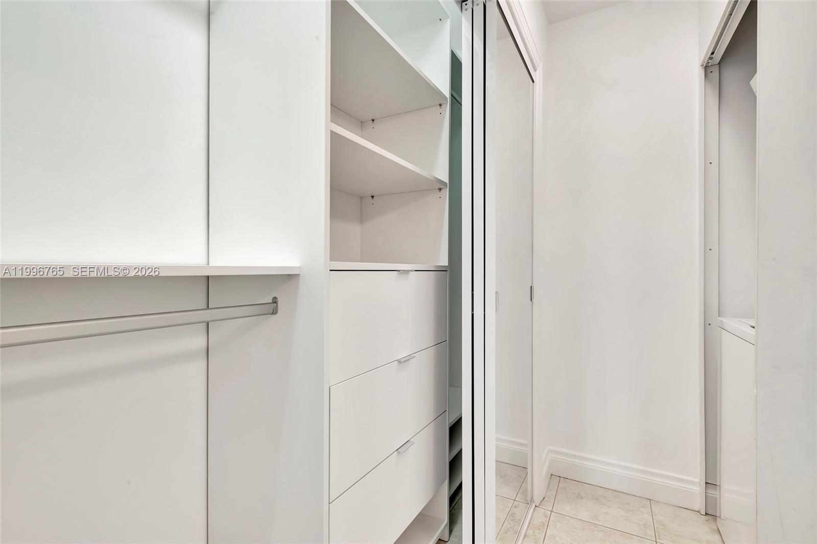 2901 NE Bayshore Dr #16G Miami, FL 33133