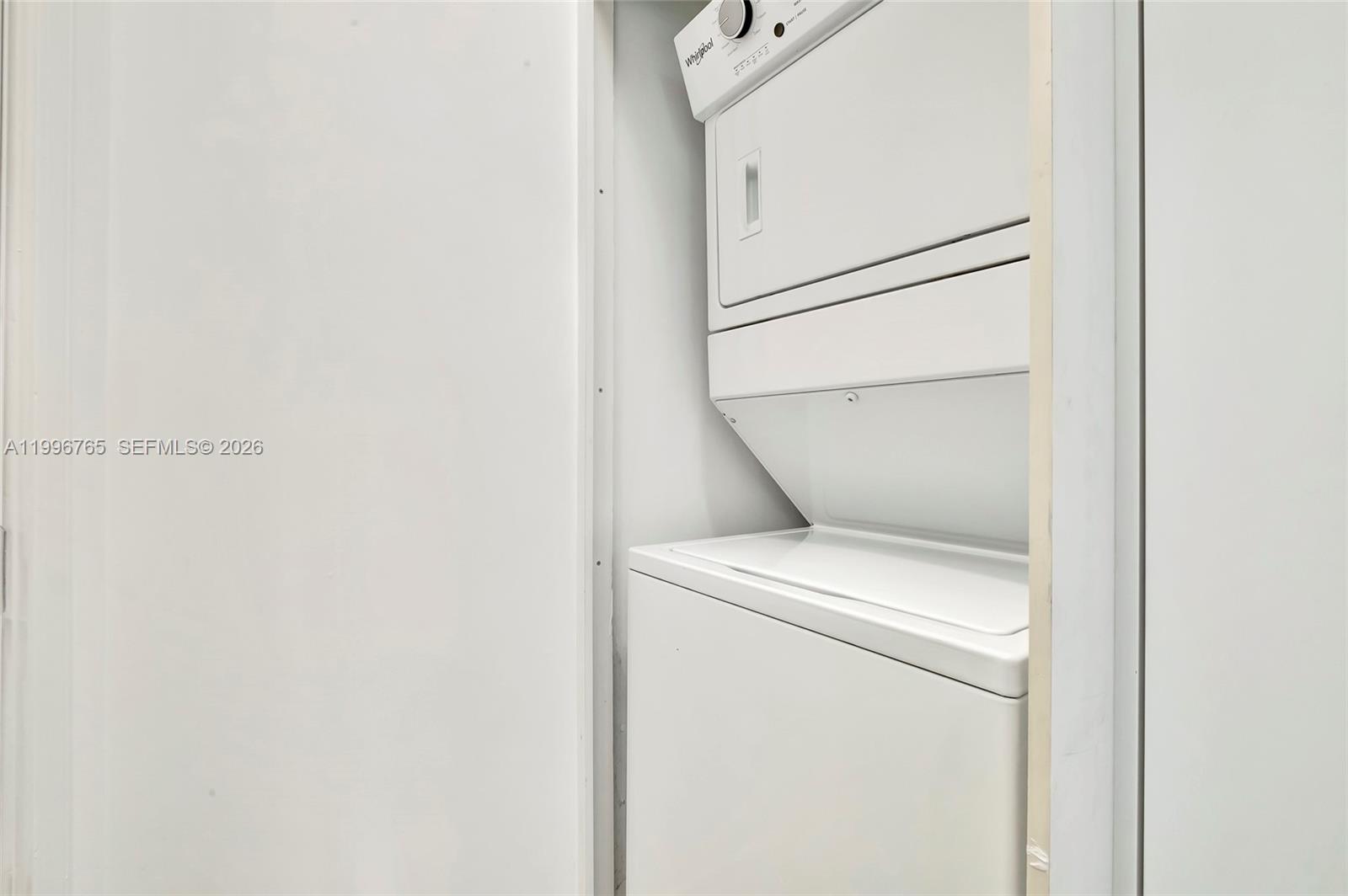 2901 NE Bayshore Dr #16G Miami, FL 33133