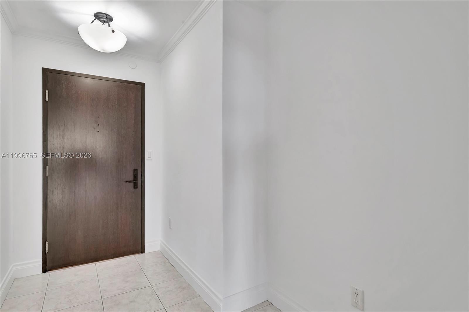 2901 NE Bayshore Dr #16G Miami, FL 33133