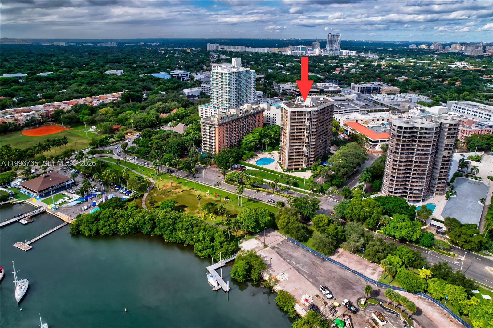 2901 NE Bayshore Dr #16G Miami, FL 33133