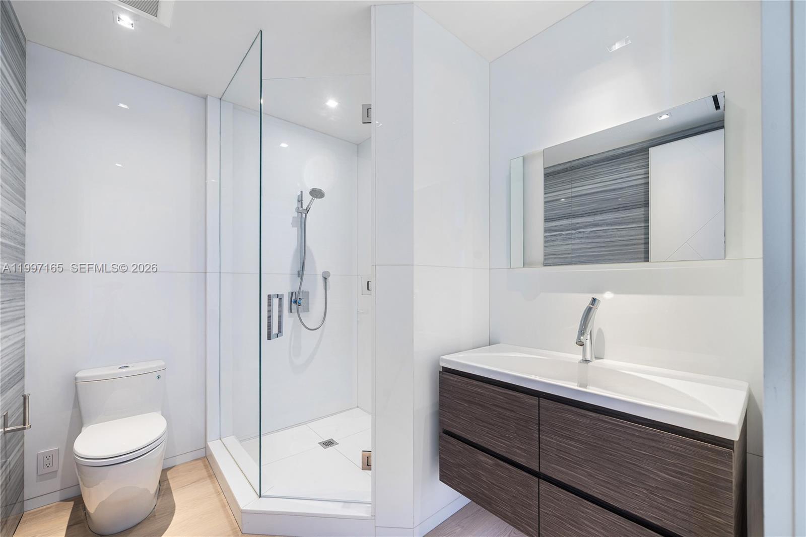 5959 Collins Ave #705 Miami Beach, FL 33140