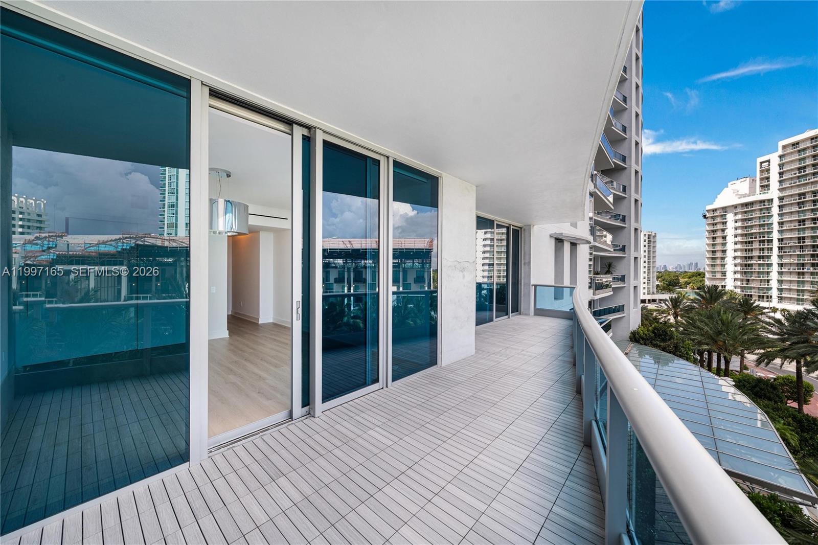 5959 Collins Ave #705 Miami Beach, FL 33140